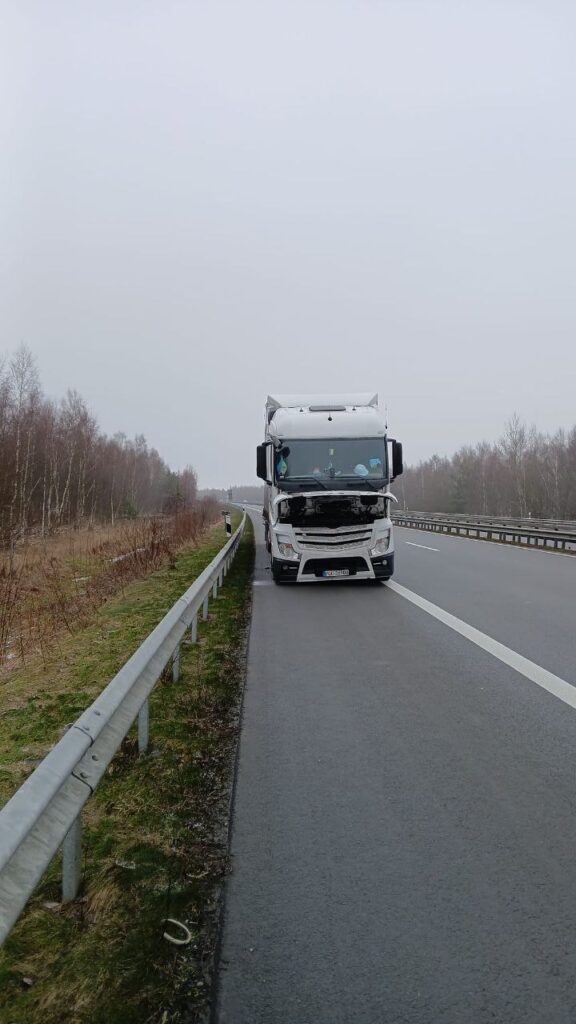 Echtes LKW Abschleppen Beispiel: Wie wir den Lastwagen auf der Autobahn in Bayern retteten – LKW Help 24 Echtes LKW Abschleppen Beispiel: Wie wir den Lastwagen auf der Autobahn in Bayern retteten