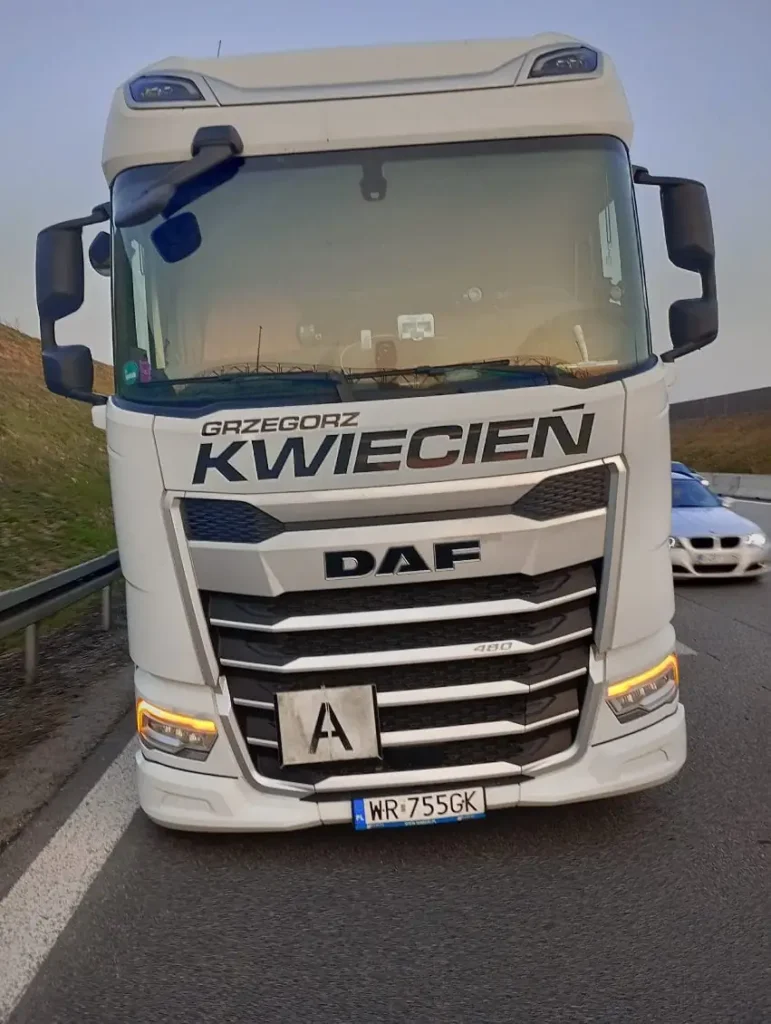 reifenpanne-lkw-autobahn-40-2 – LKW Help 24