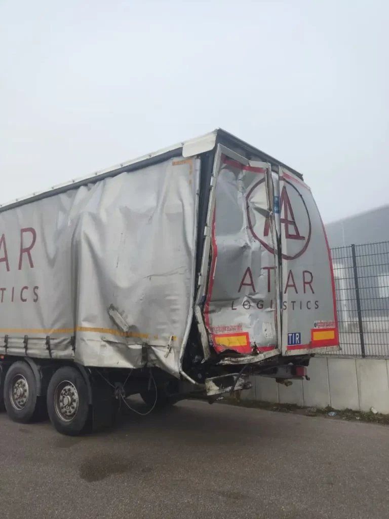 reifenpanne-lkw-autobahn-41-1 – LKW Help 24