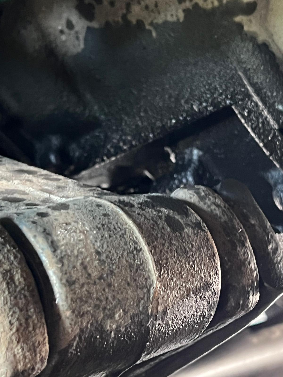 pomoc drogowa dla ciężarówki na miejscu — Pożar opony MAN TGX na A5 koło Müllheim ugaszony w 2 godz. 20 min